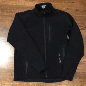Like new Arc’teryx Men’s Jacket